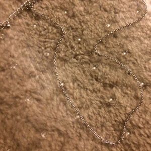 Woman long necklace